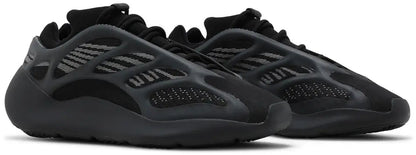 Yeezy 700 V3 Noir